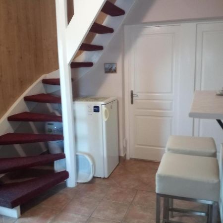 Budai Vam Apartmanhaz Pécs Exterior foto
