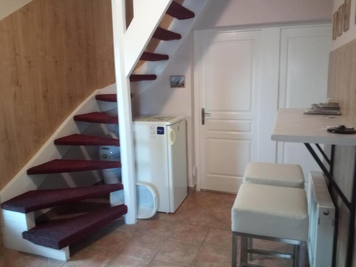 Budai Vam Apartmanhaz Pécs Exterior foto