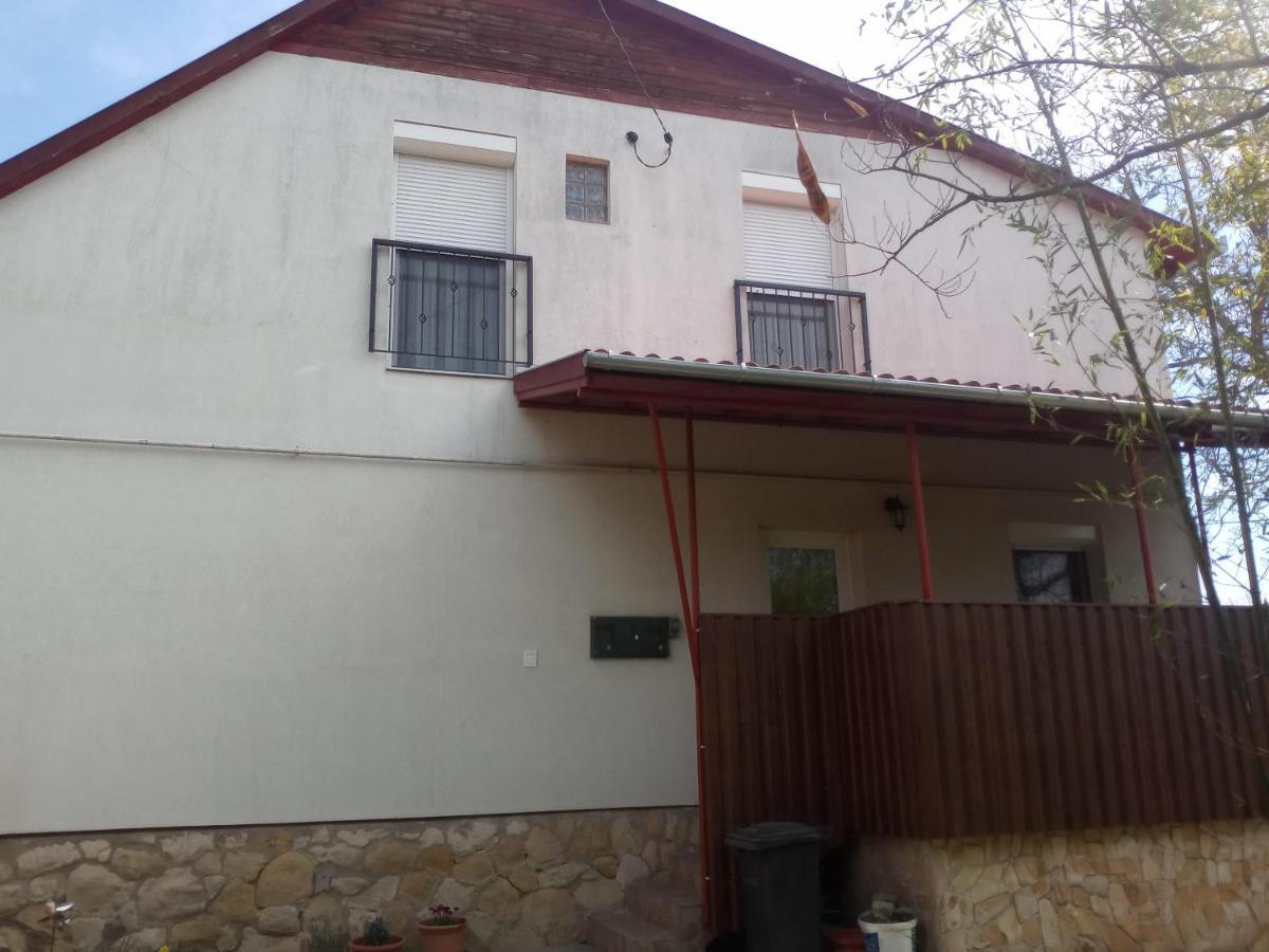 Budai Vam Apartmanhaz Pécs Exterior foto