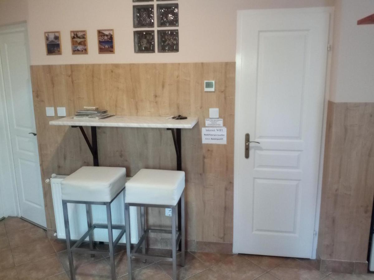Budai Vam Apartmanhaz Pécs Exterior foto